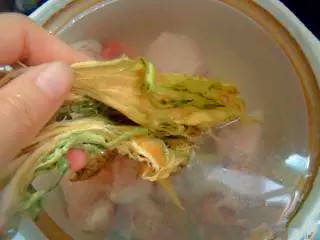 猪脚怎么煲汤才浓白 ded70977d1ae43648d30d80d64446a33.jpeg