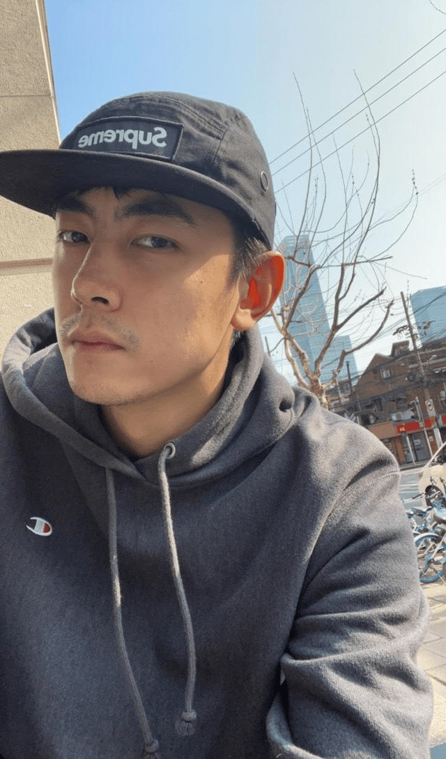 曾和阚清子谈恋爱被刘涛催婚,断然分手引争议,今晒近照如大叔_纪凌尘