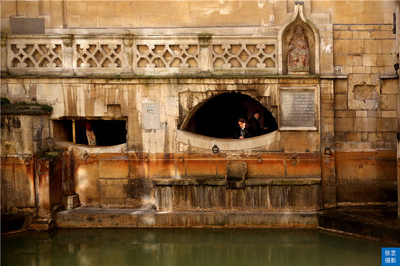 原创英国巴斯两千年前的古罗马浴场,洗澡堂如此奢华,也是社交场所