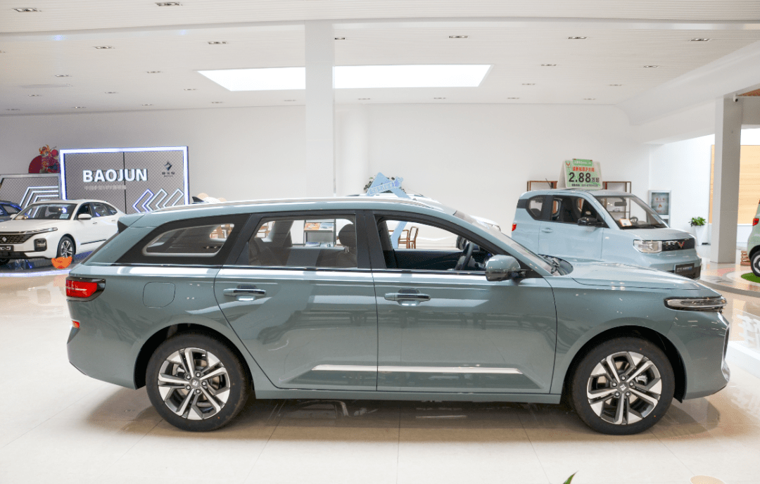 007探店:搭载1.5t 到店实拍新宝骏valli(向往)