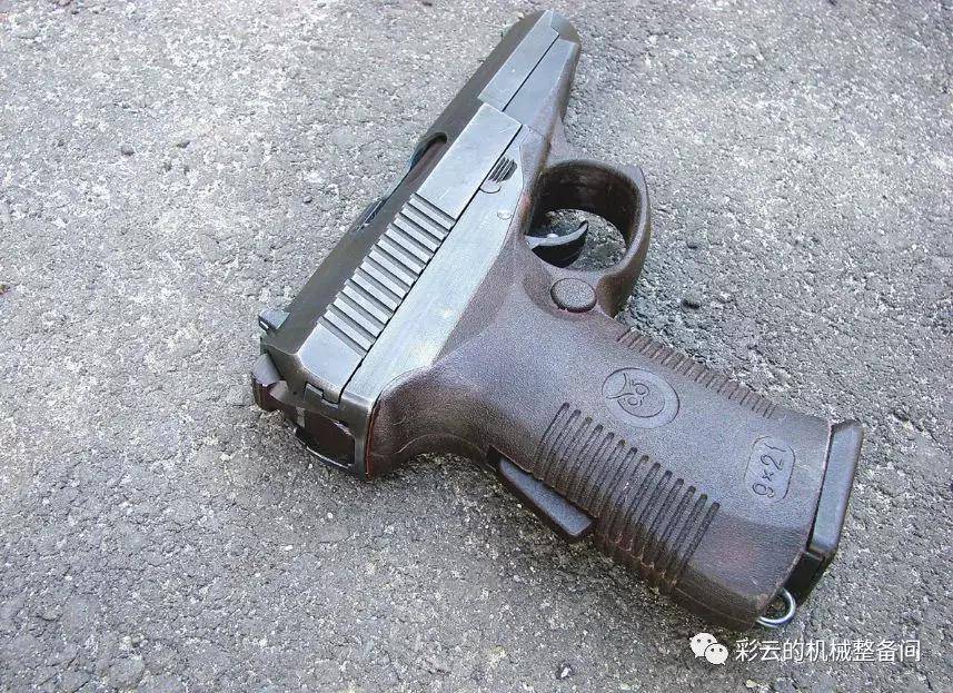 原创打嗑药弹的sr1斑蝰蛇手枪现实中装备俄联邦安全局干员
