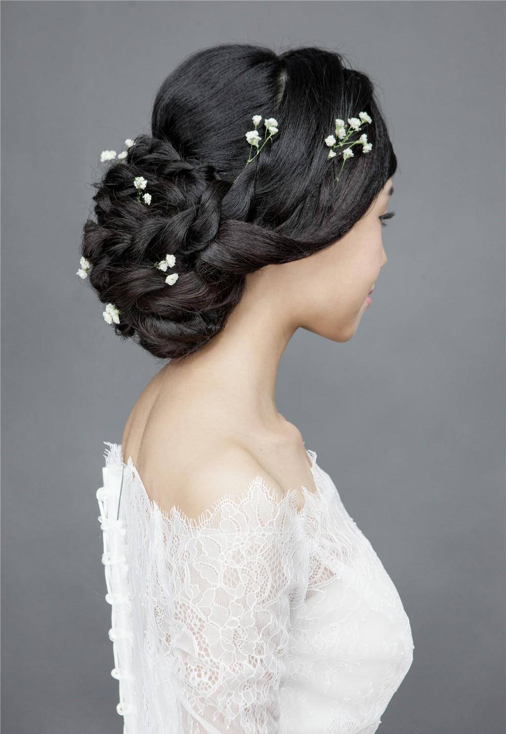 造型展示完爱读(iread360.com)原创读物|美人出画