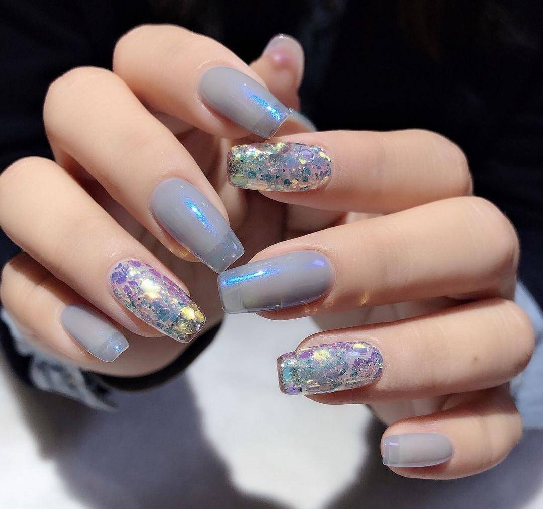 原创夏季最流行什么颜色美甲?这4大美甲色你一定不要错过!