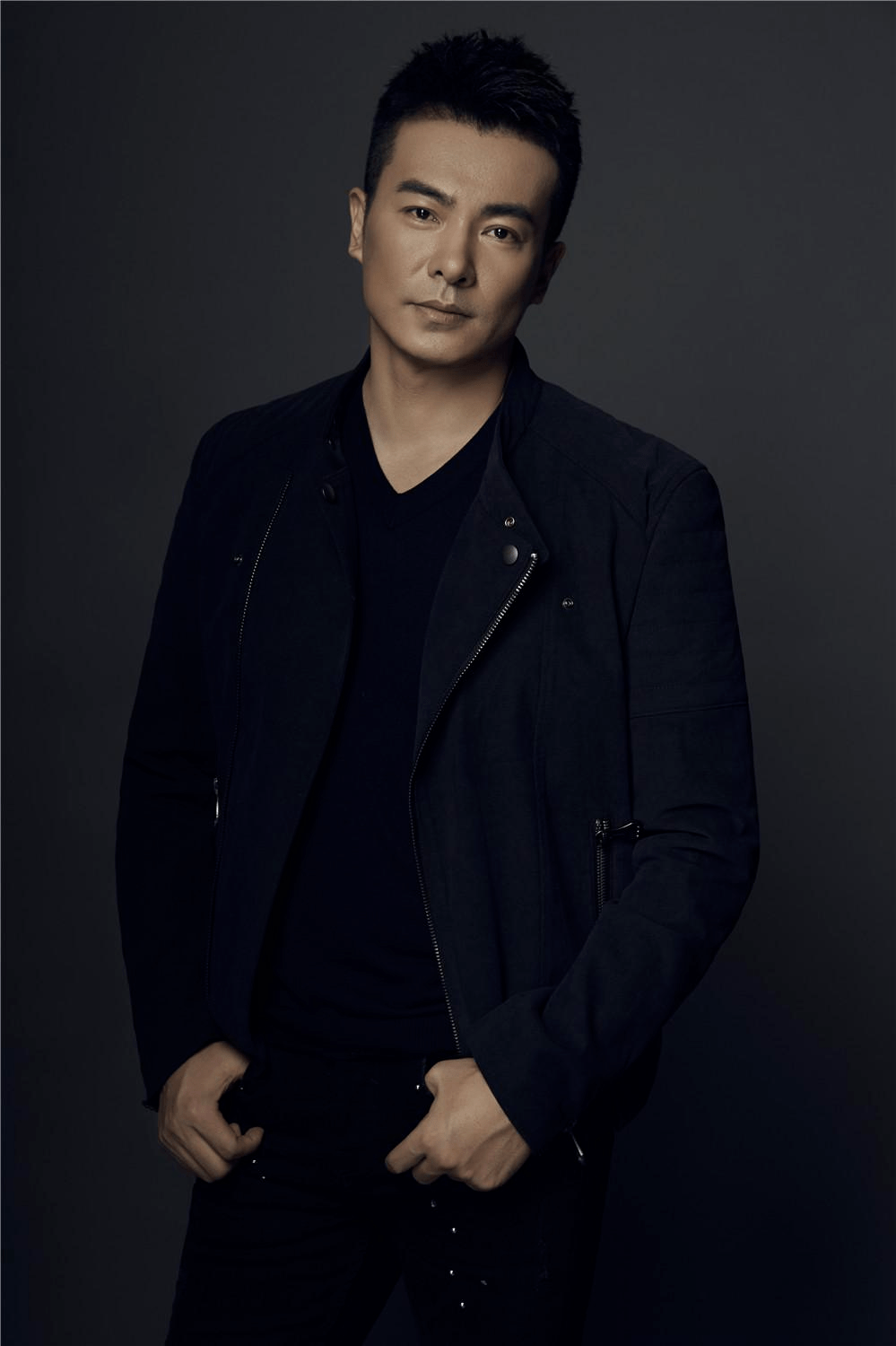 原创67于波越老越迷人皮衣搭牛仔荷尔蒙爆棚童颜不改帅气依旧