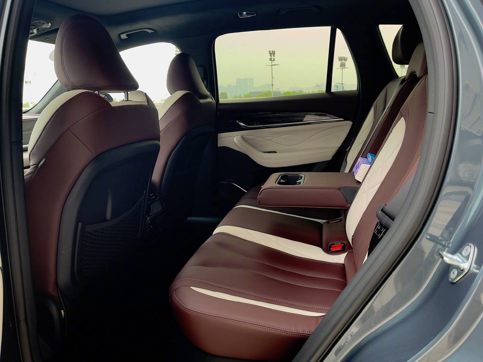 原创全系2.0t发动机 吉利星越l将于三季度上市 主打后排大空间