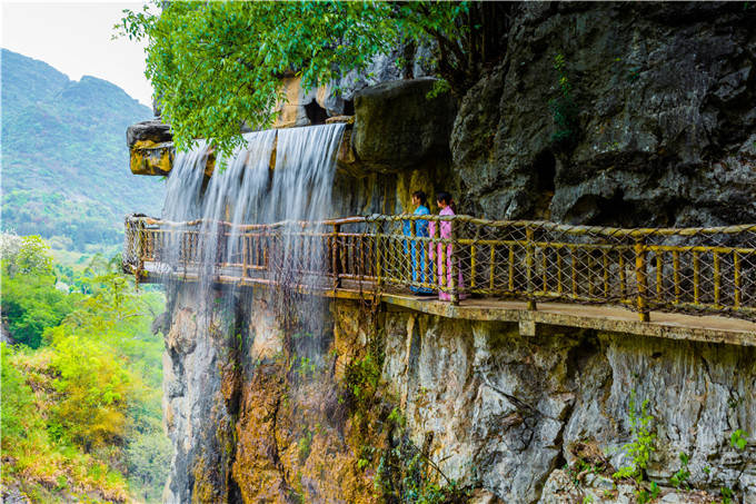 广东首届探险节五一在清远神峰关举行,开启旅游休闲新模式