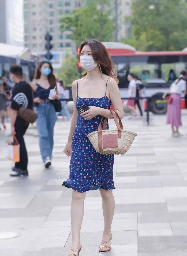 绿配金穿搭 c6f545d8e2e14dc9854d74498c9704c5.jpeg