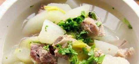 莲藕排骨汤怎么炖出来没味道 1fa48bb0884a4dda992fc8e71fb1eede.jpeg