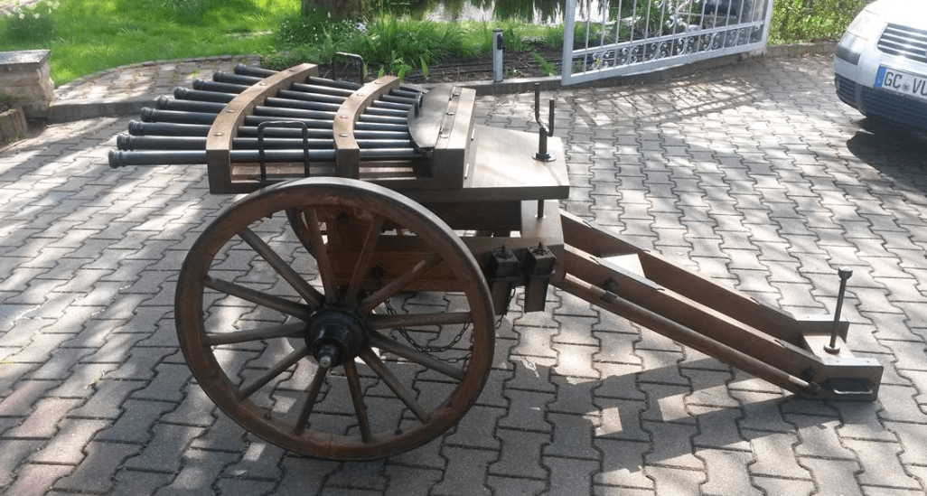 这种理念早在管风琴枪/炮时代就有了雏形.