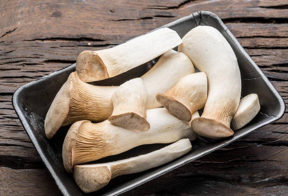 买杏鲍菇时,挑粗的还是细的?教您一招,以后别再选错了