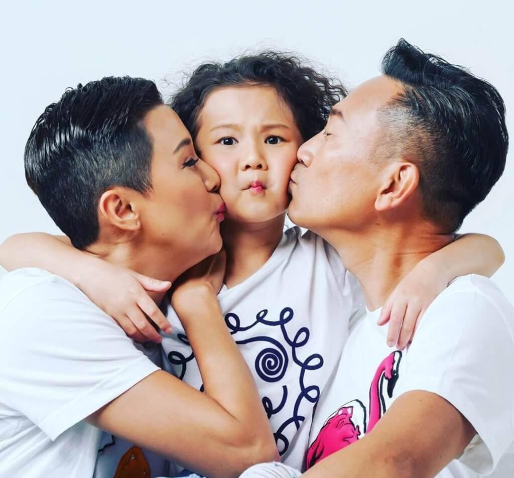 tvb花旦自曝当初倒追老公,爱情长跑7年后,还主动买戒指求婚_罗敏庄