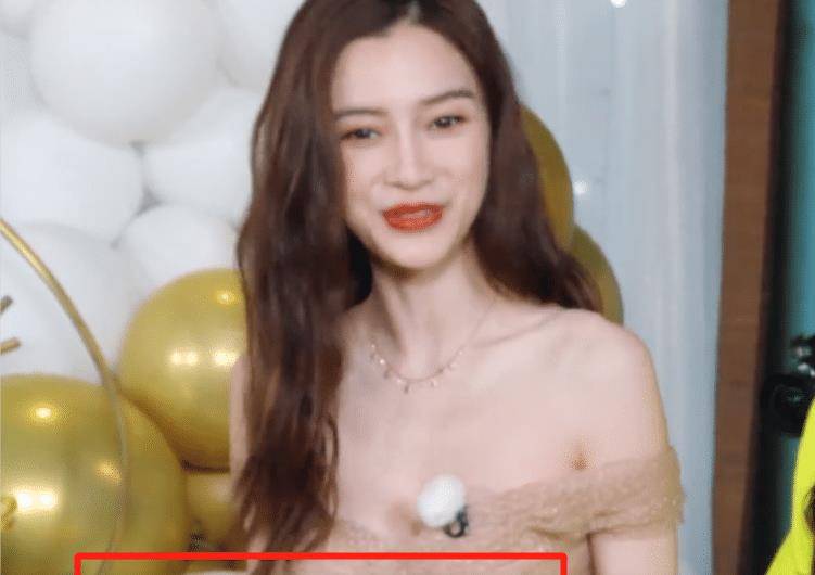 何穗身高让女明星有压力 见她起身时的反应 教养是装不出来的 张天