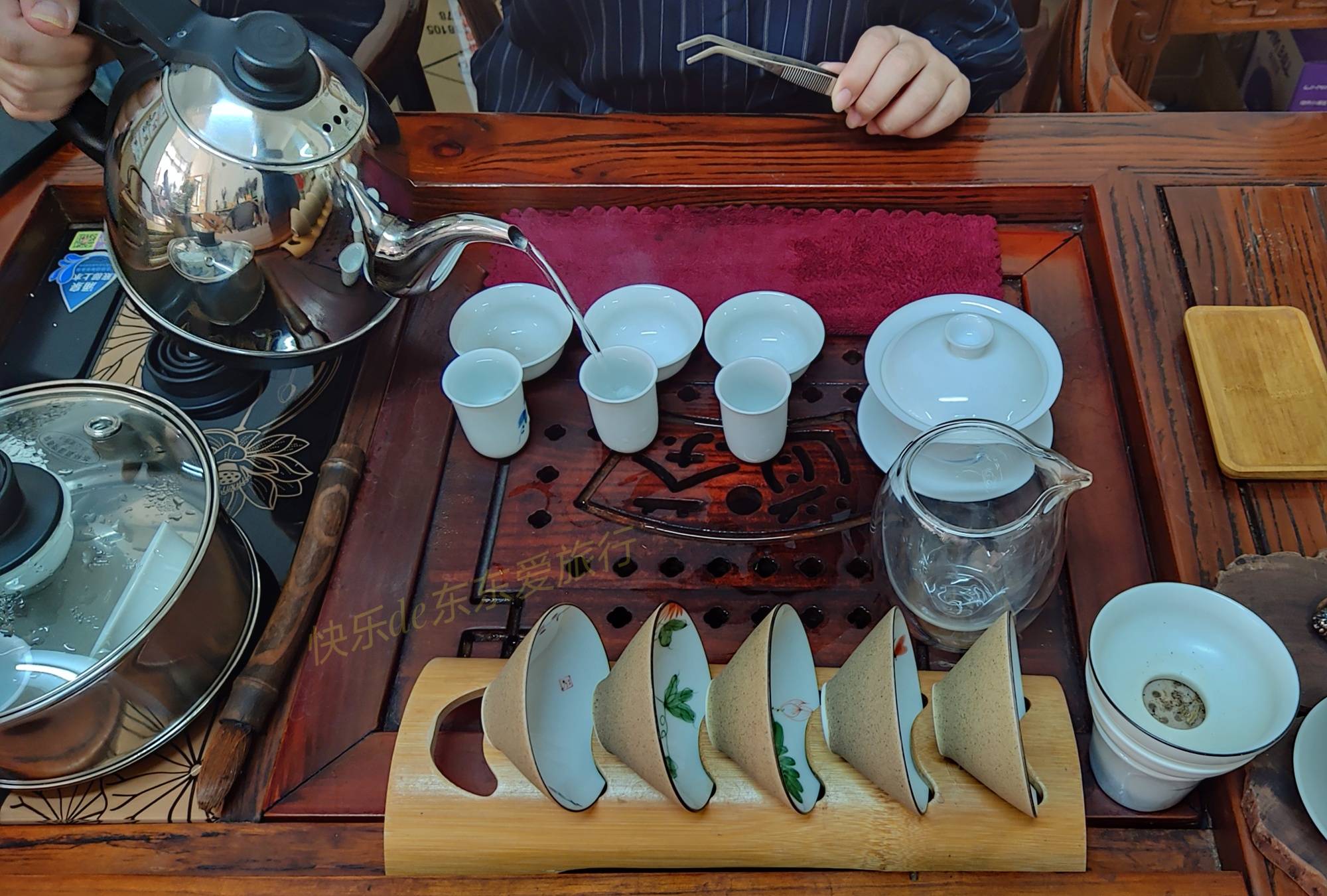 潮州人不懂品茶客家人更不用说茶文化博大精深这才是真茶道