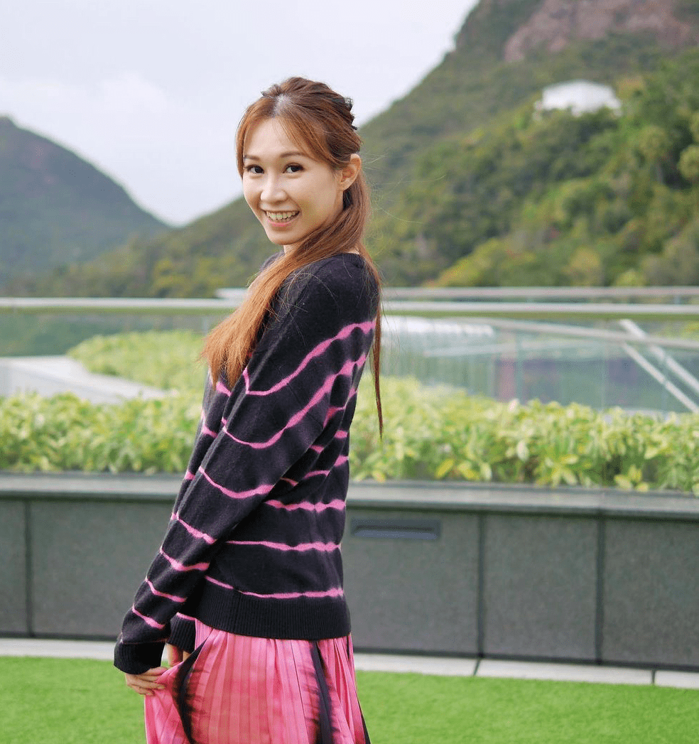 原创裕美不甘被无辜摆上台直指麦贝夷一脚踏两船和翟威廉过夜