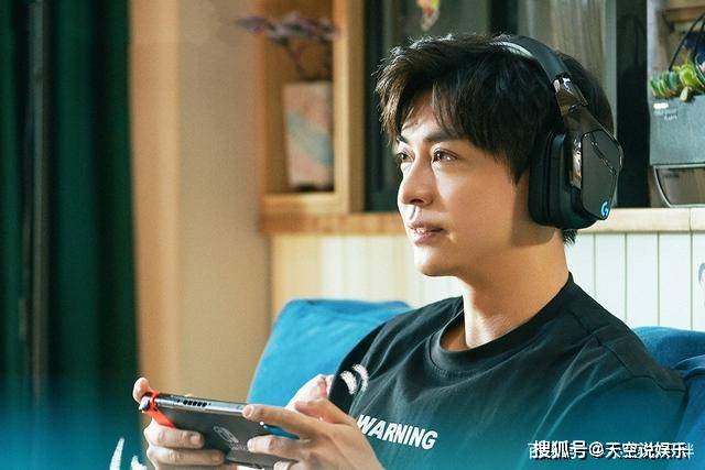 《小舍得》原著:颜鹏开公司工资都发不出,米桃成绩不好只能种茶