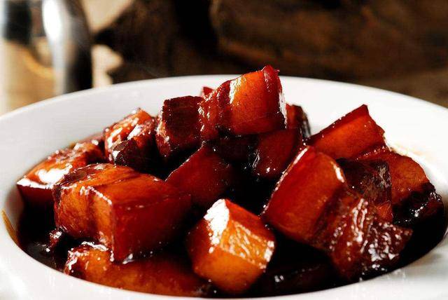 做红烧肉用白砂糖行吗 56483ab48346435e877643f047714b25.jpeg