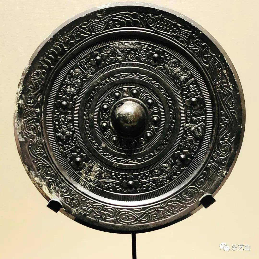 斌临天下万物毕照清华大学铜镜文化艺术展解析两汉篇