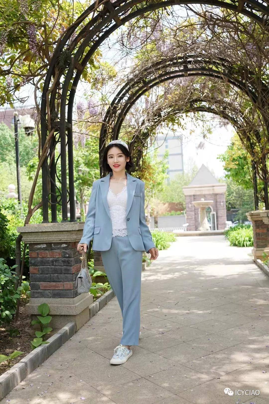 互联网圈女记者的精气神穿搭法