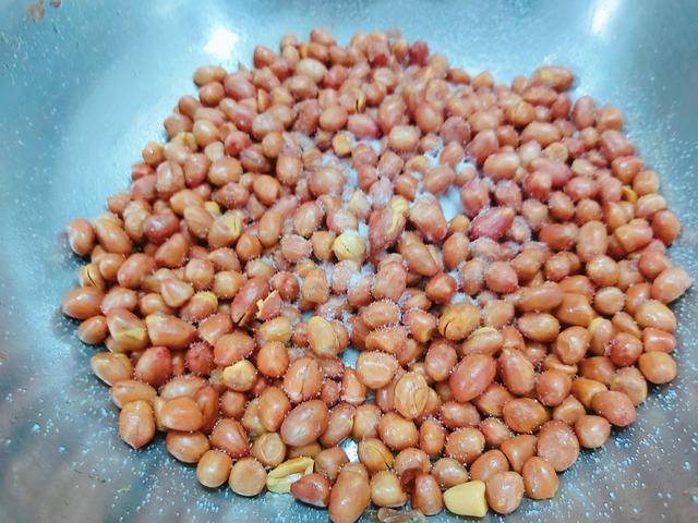 花生怎么炸不会焦 58fd096afeca48f09ab436bdc51a0f95.jpeg