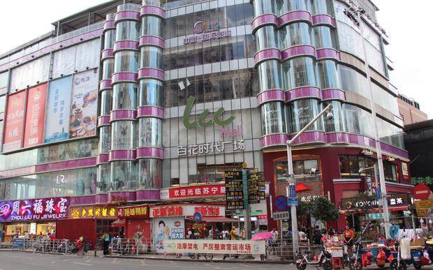 原创房租贵生意差,还落井下石冻结信用卡?东莞小商户生计艰难