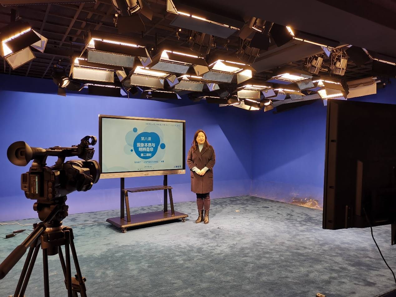 上海市工商外国语学校助力上海市中职"空中课堂"在线教学