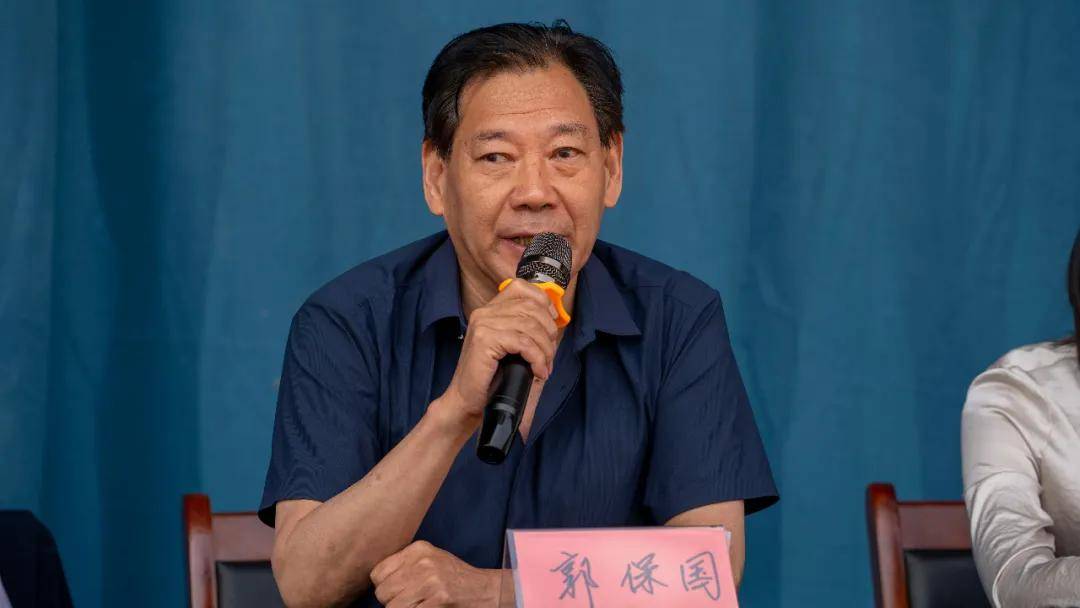 原洛宁县人大副主任郭保国原洛宁县人大副主任郭保国在仪式上发表讲话