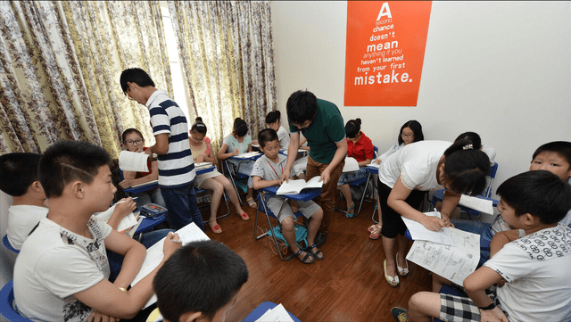 为什么校外培训机构遍地开花?她乱象是怎么造成的?