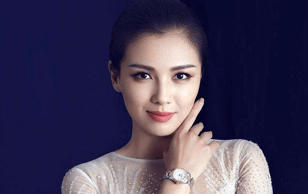 刘涛复出5年还四亿 她比刘涛更牛 老公欠债12亿复出一周后还清 甘薇