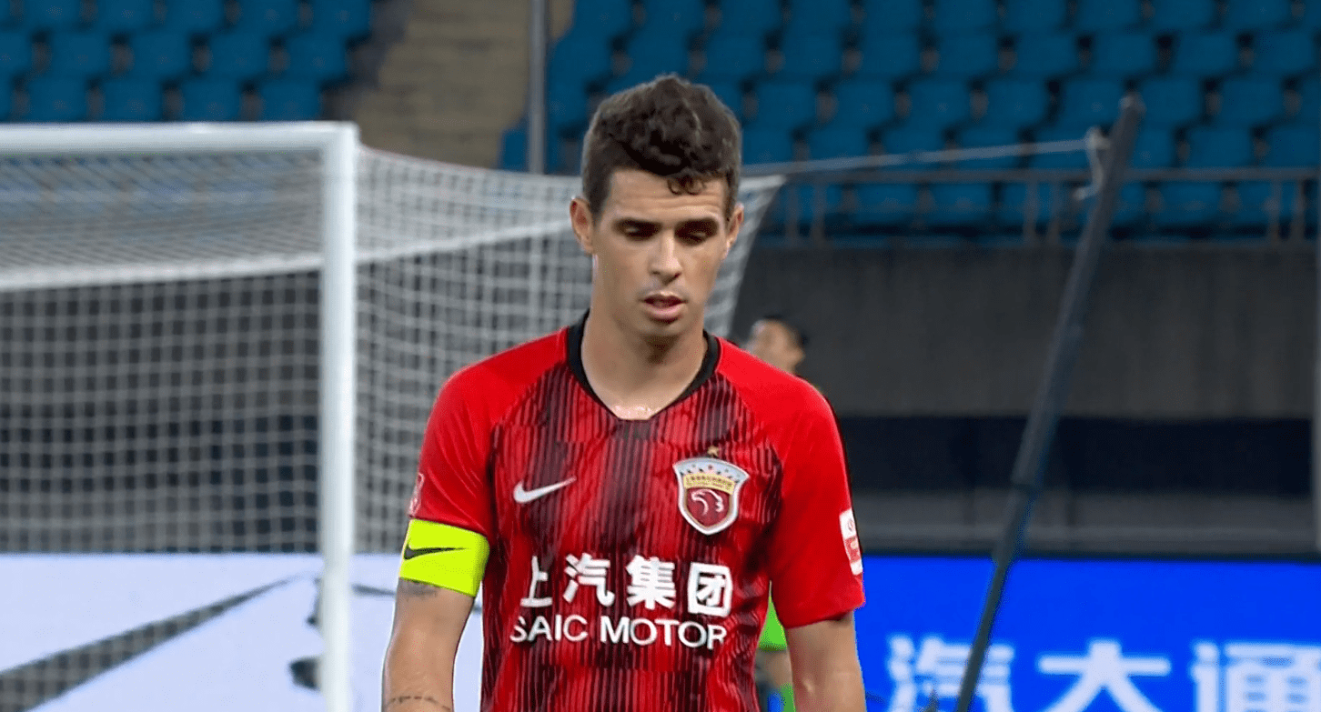 原创3-0!郑龙飞铲奥斯卡引大规模冲突,悍将吃暗亏,海港升至榜首