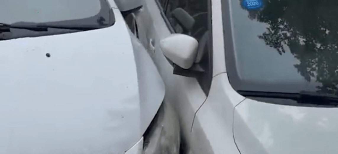 大连自由河畔发生连环车祸 疑肇事司机驾车睡着_中山区