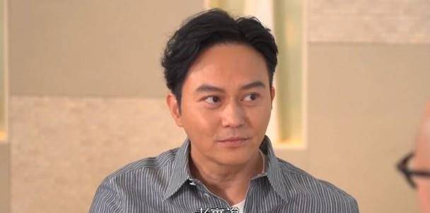 "最多一千多元吧",此话一出,气得伍咏薇站起来痛斥张智霖是"大话精"