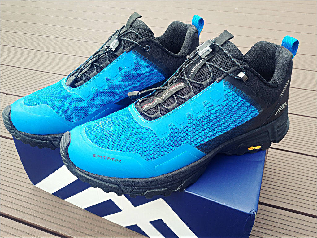 全地形轻松适应天越全防水户外机能鞋体验