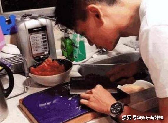 自己在家做饭的真实照片 fa5a6f6df20b49cab95b24c001207498.jpeg