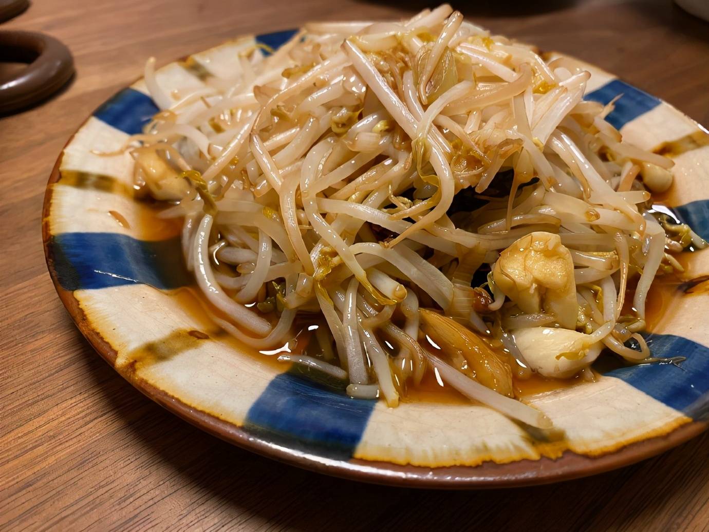 黃豆芽還是綠豆芽？哪個更好吃？ 熱愛美食 第6张