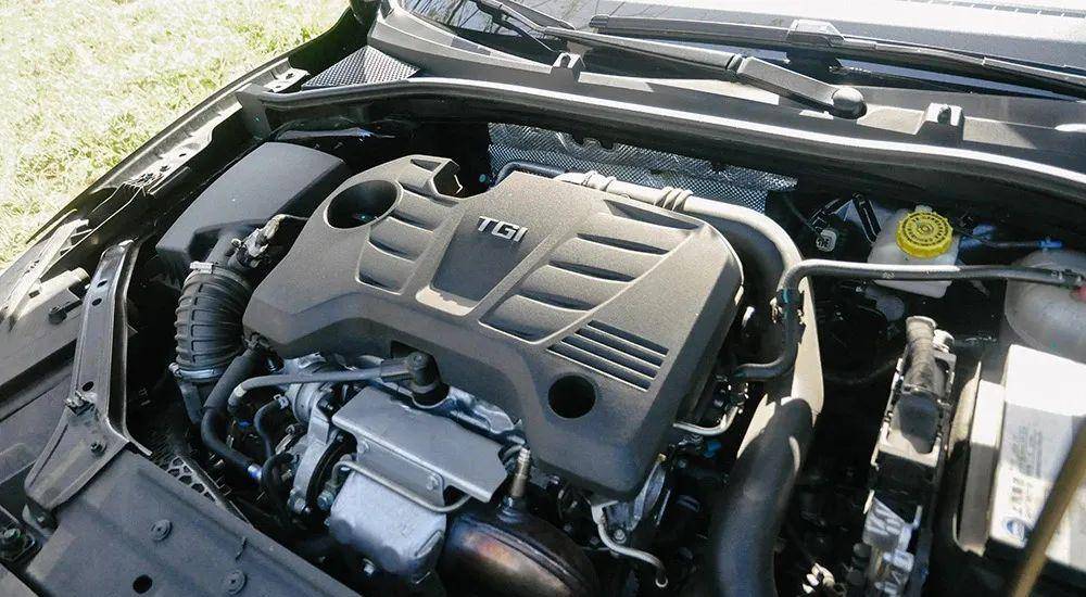 5t 15c5e tgi涡轮增压直列四缸汽油直喷发动机,可视为通用1.