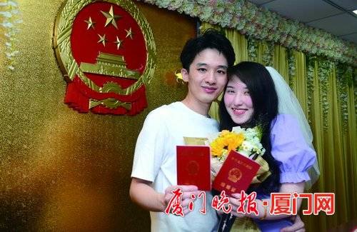 婚纱登记表_毕业生登记表(3)