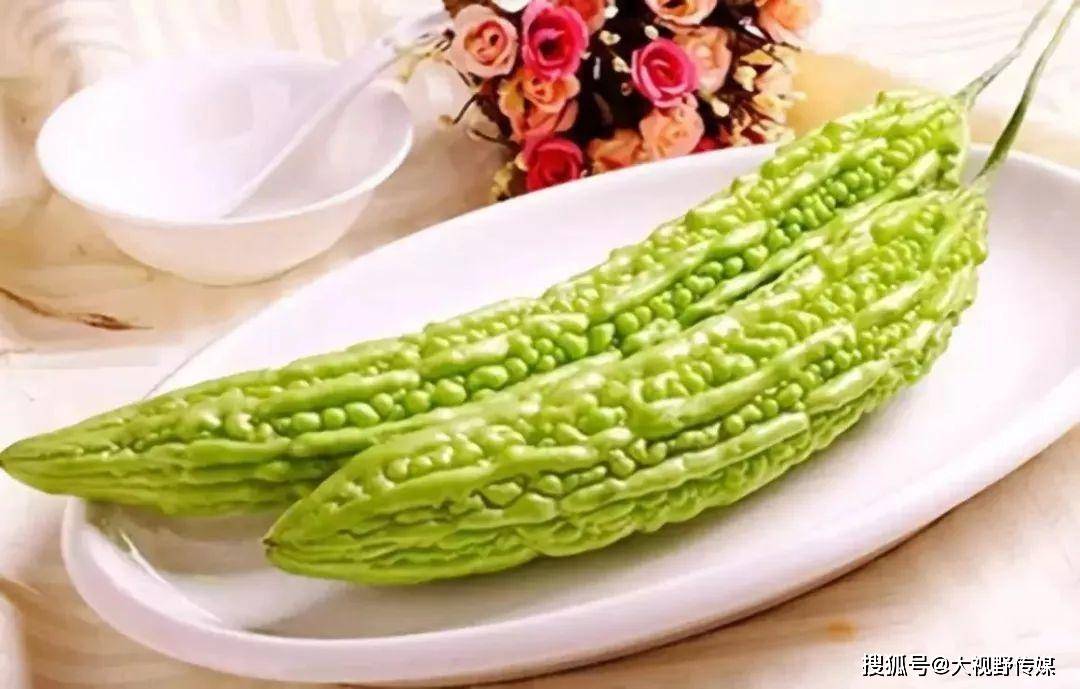 什么烹什么鲜成语_潮式双烹月饼什么馅(3)