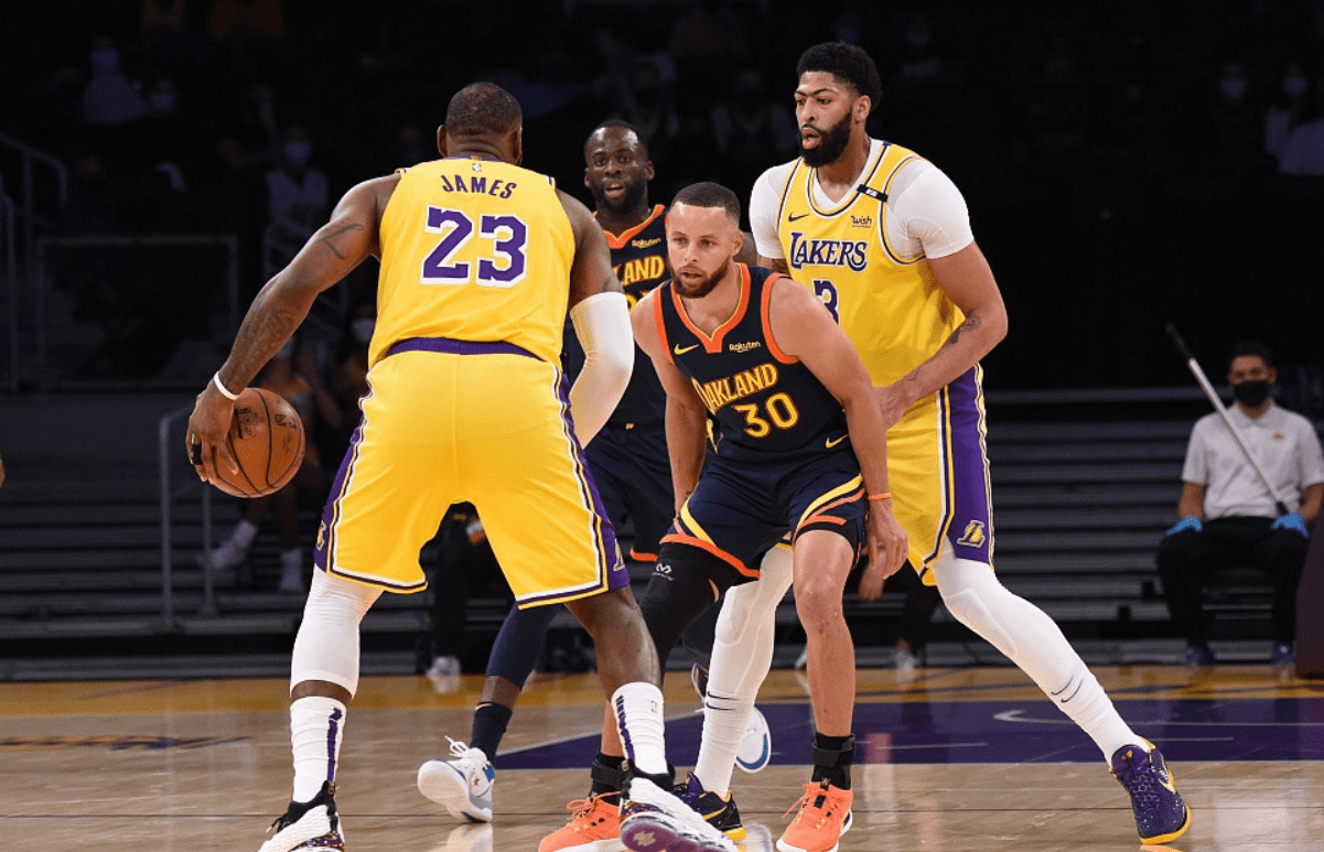 湖人三分险胜勇士杨毅仅说一句话就被炮轰苏群分析一针见血