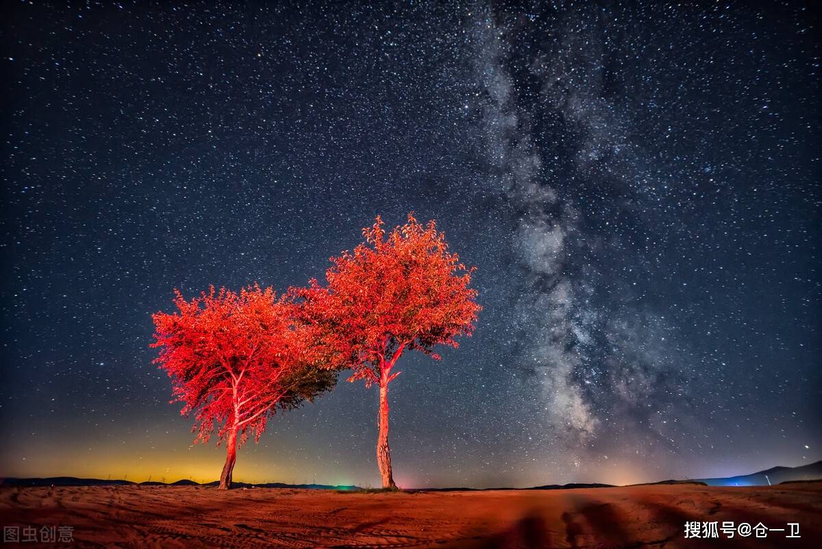 四本科幻小说,其中两本已经停更,读者却依然追捧不已!_紫月