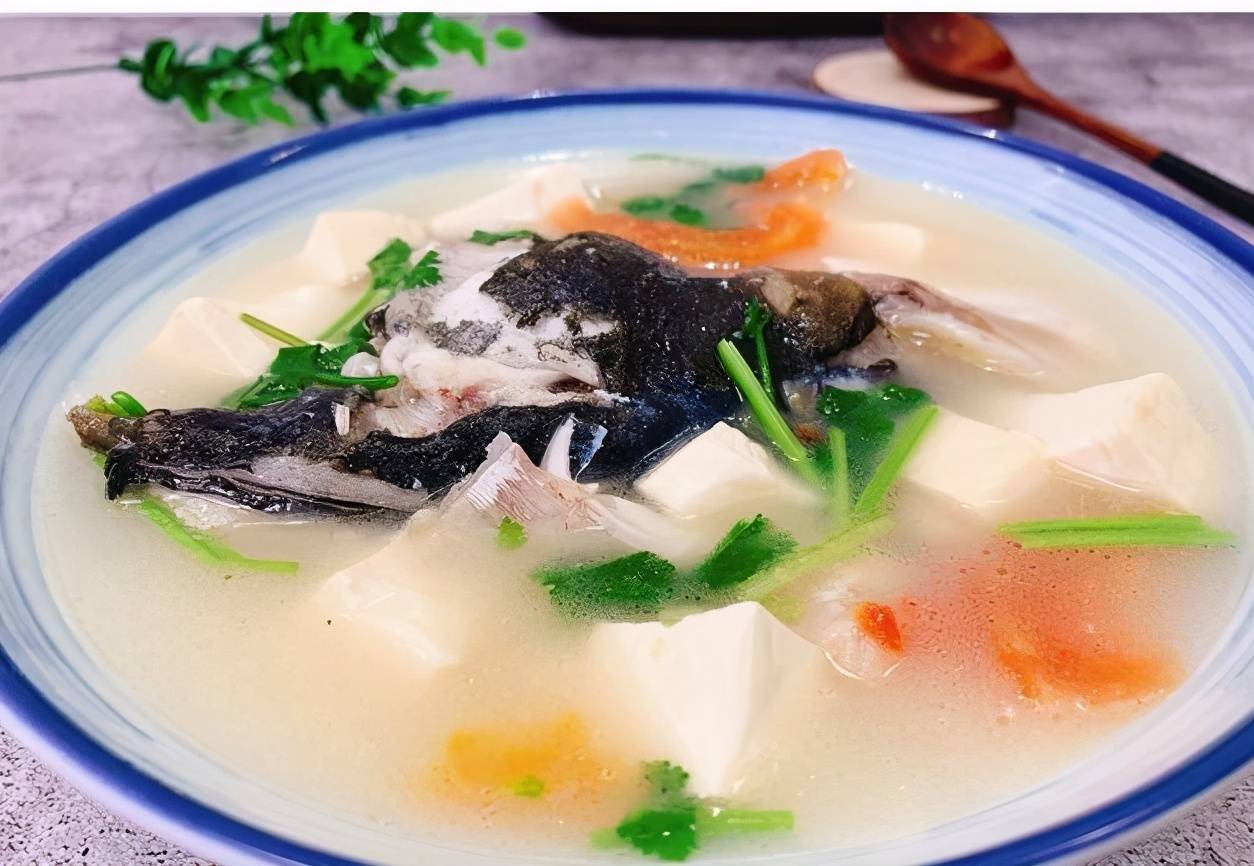 魚頭豆腐湯