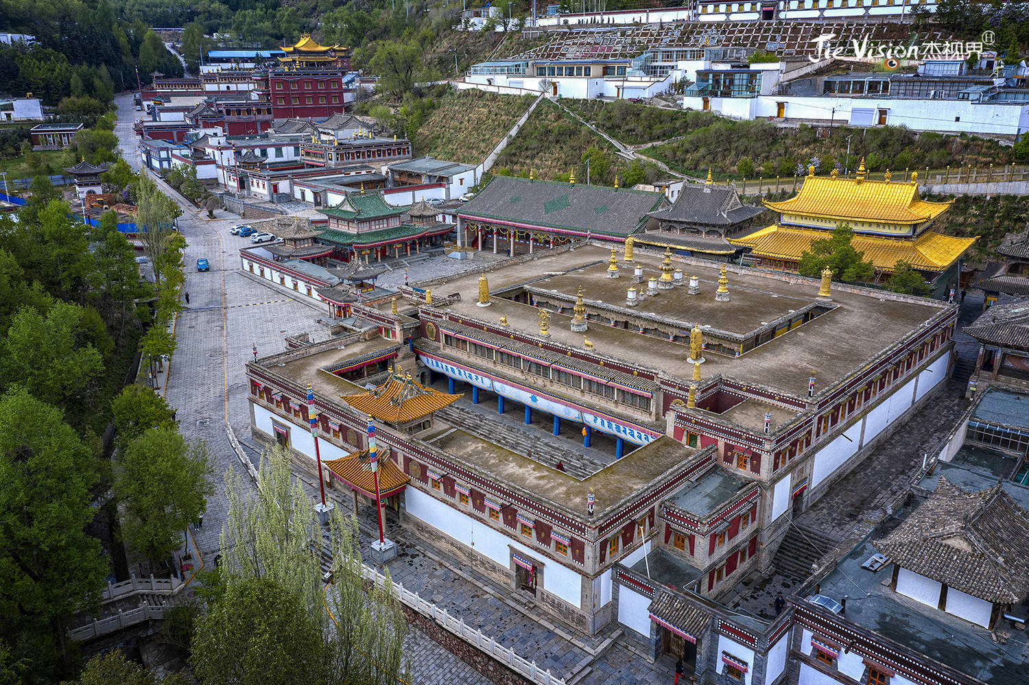 1300���ƽ�10000�������޽��ݶ��ຣ�����ܴ����ľ�ɫ!������