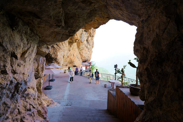 雁荡山方洞远不止有洞洞外有天于险处观绝景