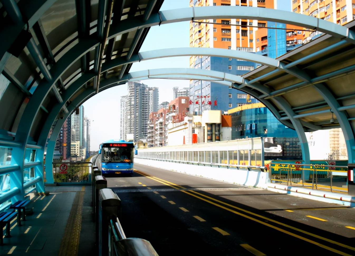 什么是BRT专用车道?不小心驶入会有什么