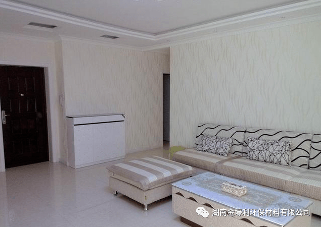 包工头帮自家搞装修装出来的房子土气又简陋