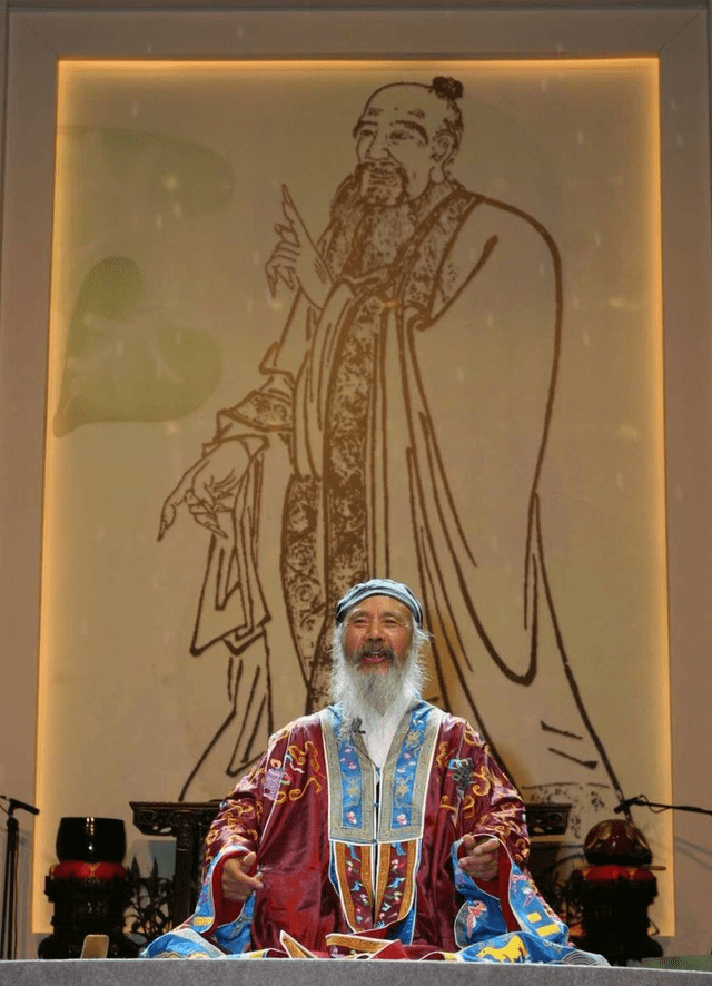 李醉沉痛悼念任法融道长