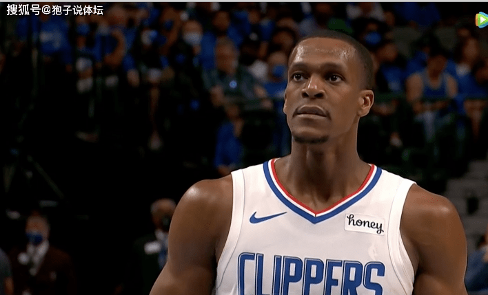 快船赢10分!隆多正负值 22最高成定海神针 场上训话卡椒都认真听讲