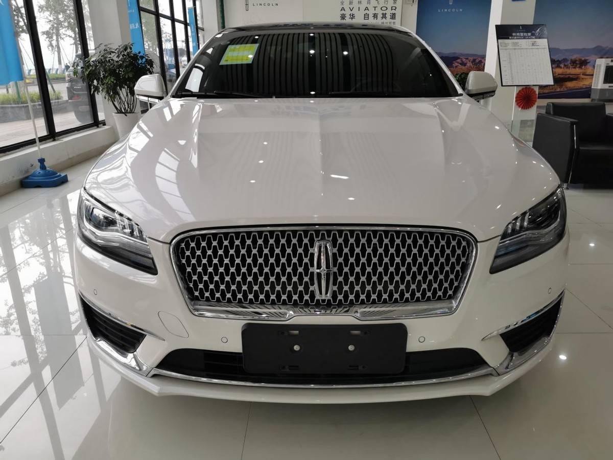2020款林肯mkz实拍简评性价比高还有优惠享受纯正美式豪车