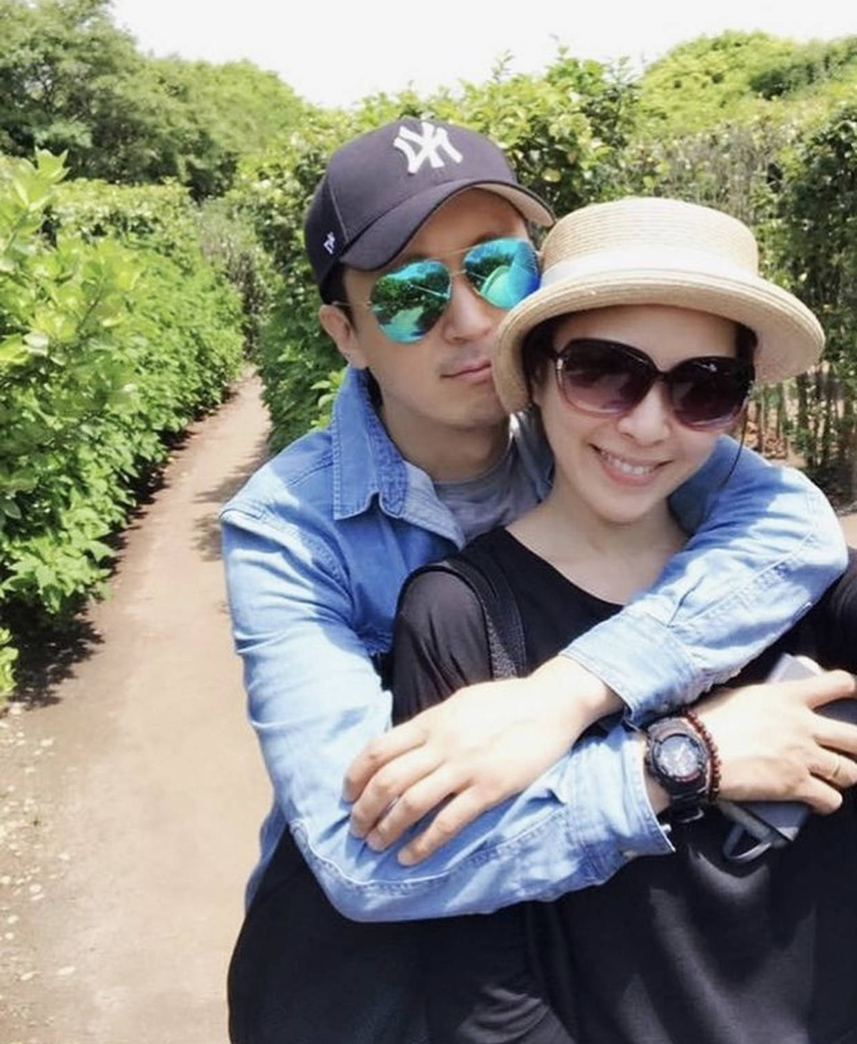 45岁童年女神天心晒恩爱合照,疫情影响,与韩国丈夫一年见一次面