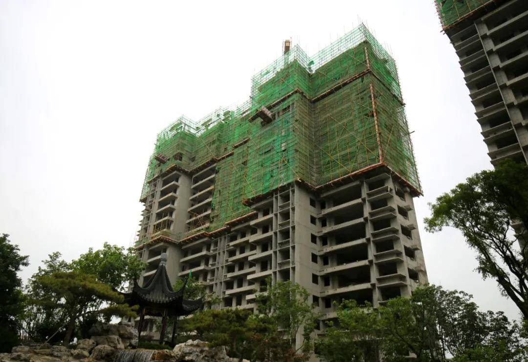 运城晋府玖号一期2#,3#楼主体封顶