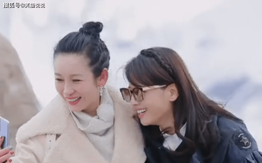蒋勤勤担心的事情还是发生了刘涛与秦海璐一起玩被网友质疑团长职务
